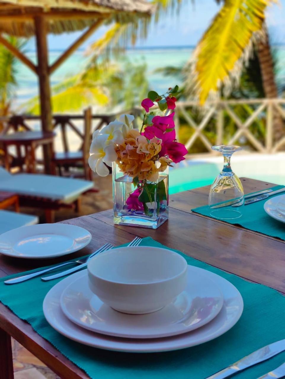 Villa Fleur De Lys Makunduchi Bagian luar foto