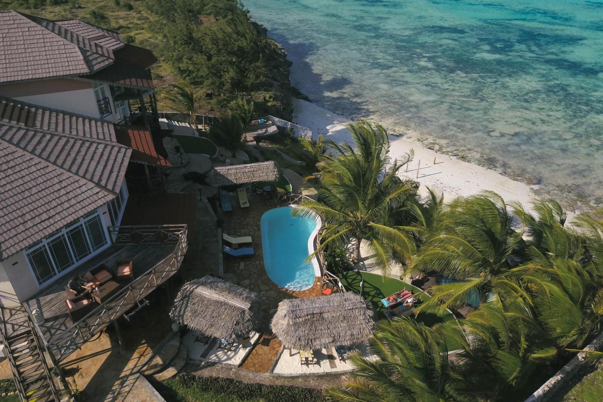 Villa Fleur De Lys Makunduchi Bagian luar foto